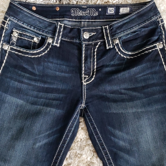 Miss Me Signature Cuffed Capri Jeans.  Size 30. - Picture 2 of 8